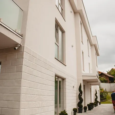 Appartement White House Iris Napoca - 6 *