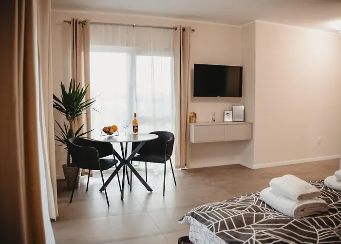 White House Iris Napoca - 6 Apartman